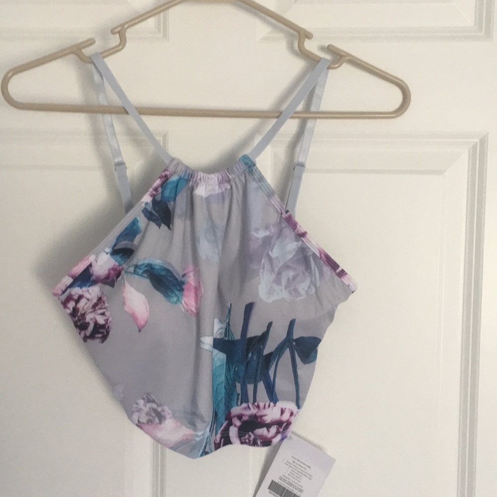 NWT Fabletics top